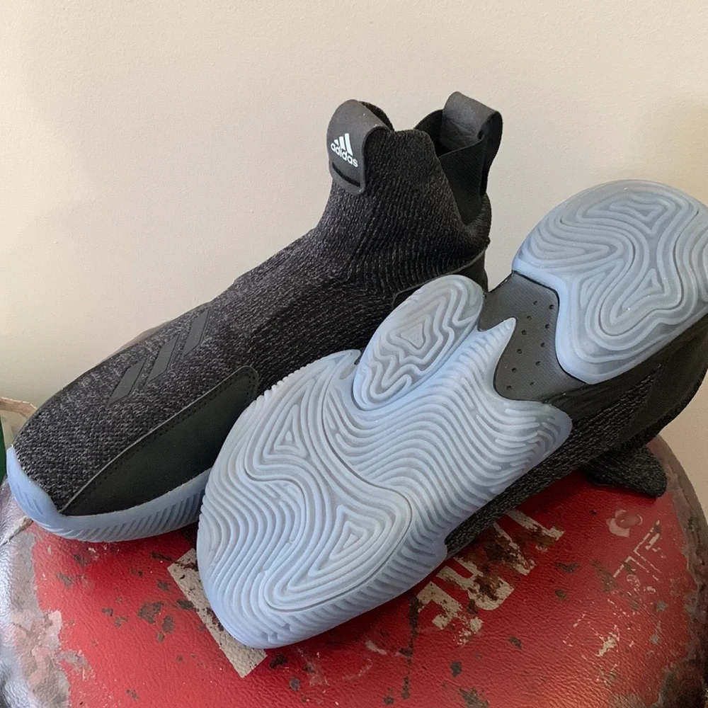 Adidas Stycon - Picture 2 of 3